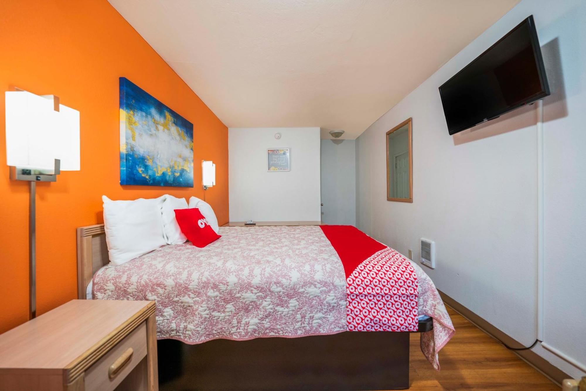 Hotel Royal Gateway By Oyo 2*