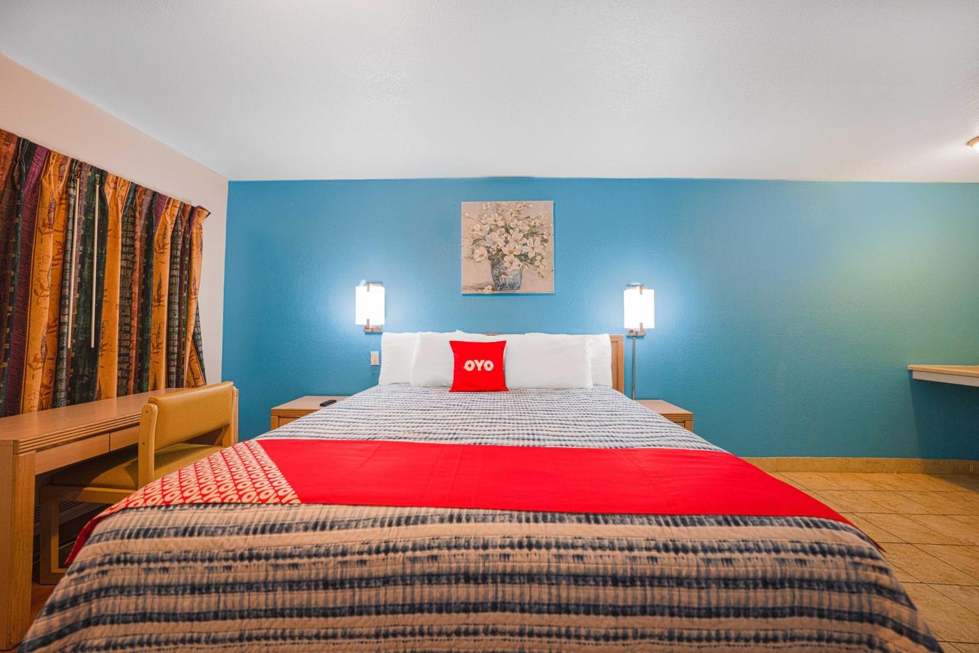 Royal Gateway By Oyo Hotel